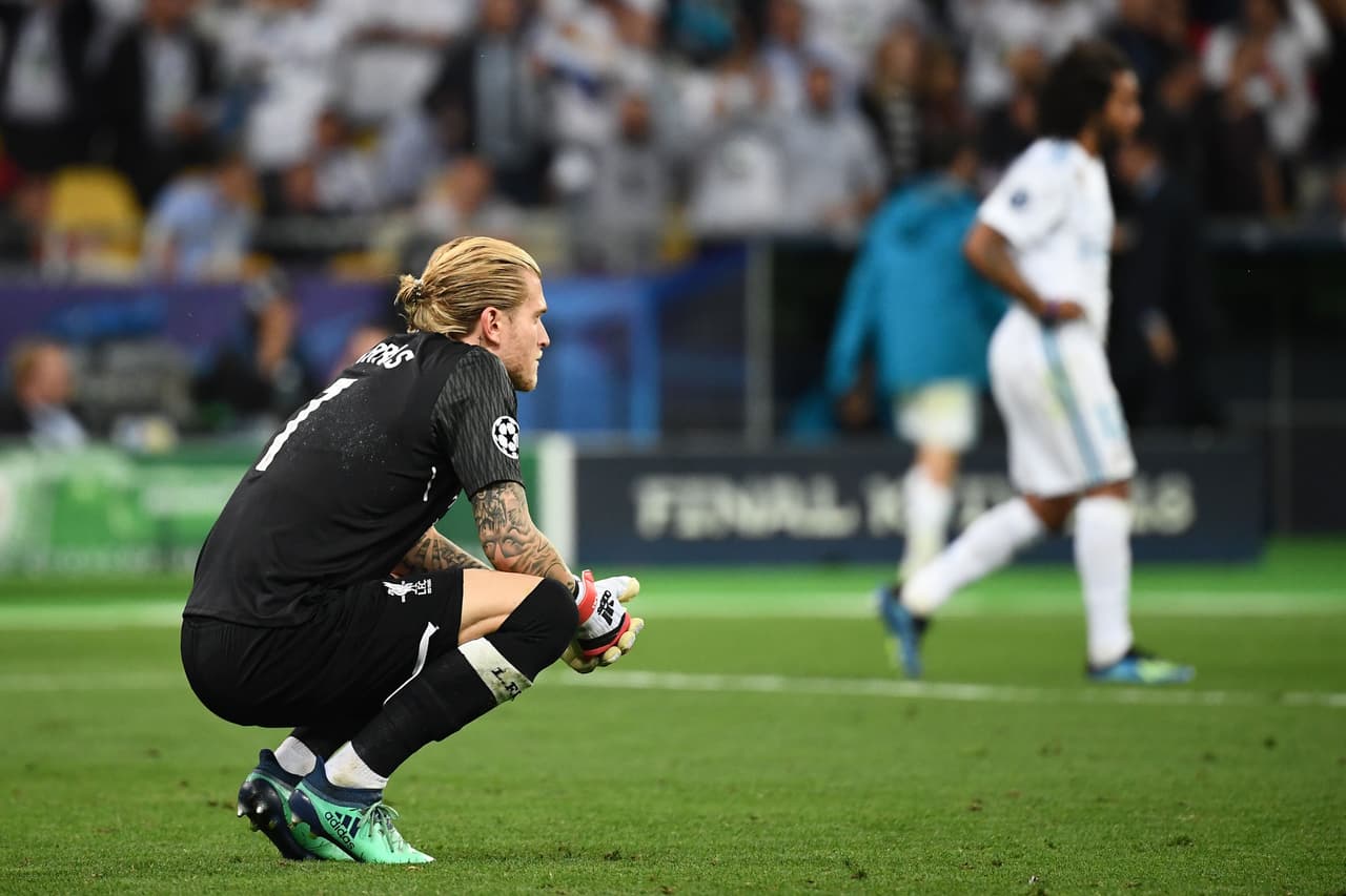 TOPSHOT - Liverpool's German goalkeeper Loris Karius reacts after taking a third goal during the UEFA Champions League final football match between Liverpool and Real Madrid at the Olympic Stadium in Kiev, Ukraine, on May 26, 2018. (Photo by FRANCK FIFE / AFP) (Photo credit should read FRANCK FIFE/AFP/Getty Images)
