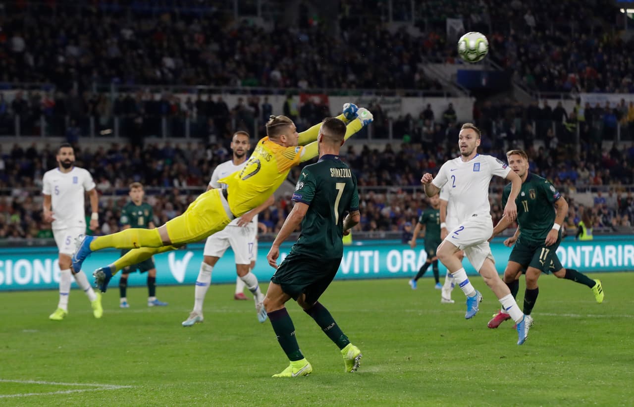 En calidad de local frente a Grecia, Italia solo ha empatado un partido en 1981, todos los demás han sido victorias para el cuadro italiano.