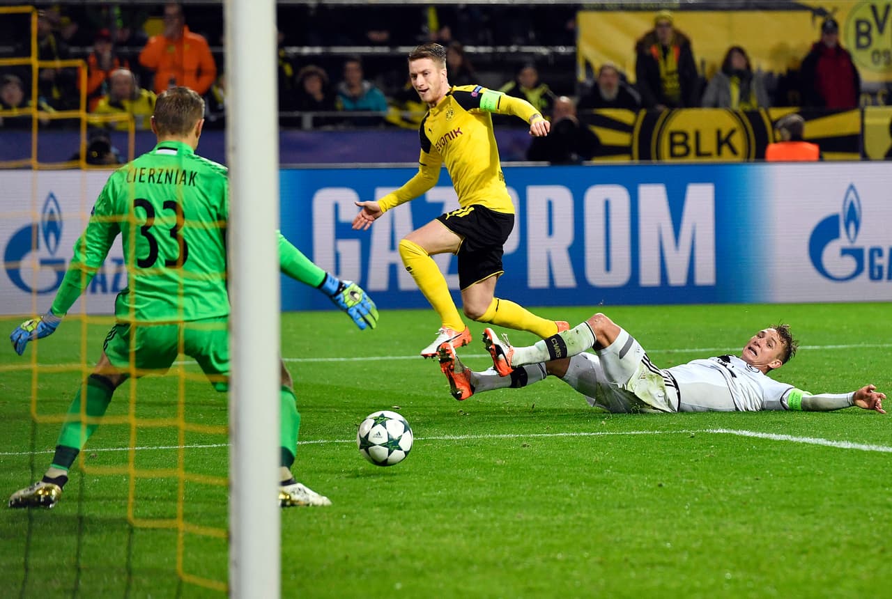 Reus marcó el tercero en su cuenta personal con un remate cruzado a pase de Pierre Emerick Aubameyang para sentenciar el 8-4 y completar la histórica cifra de 12 goles en un partido de Champions.