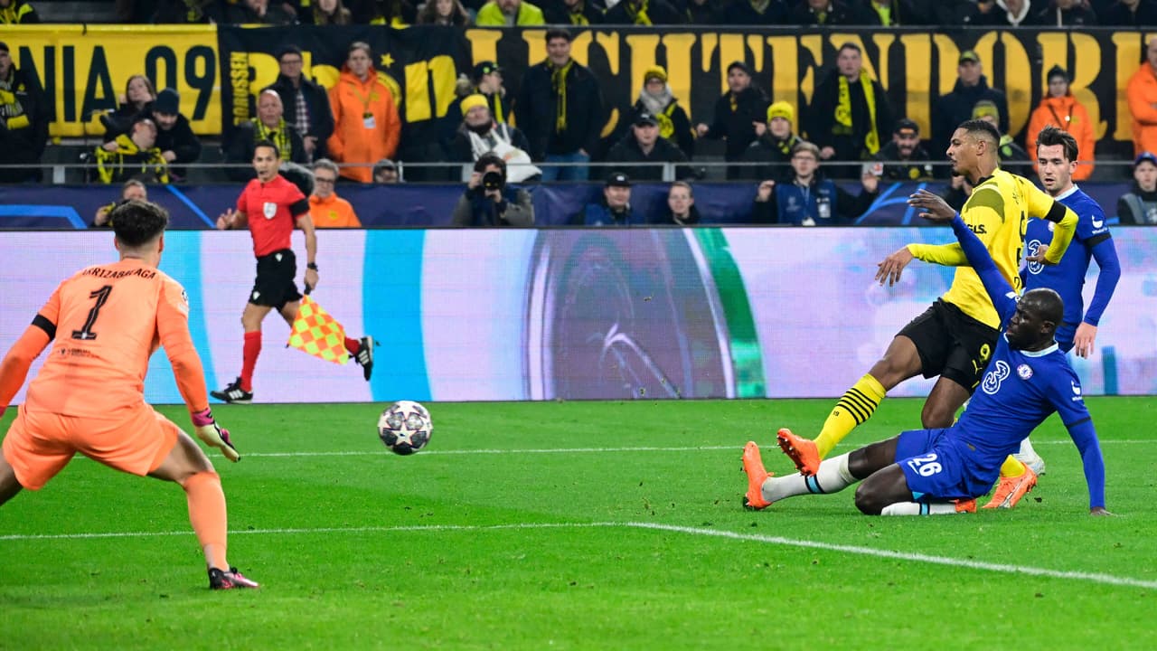 Dortmund se impuso con un gol de Adeyemi al Chelsea en la ida de Octavos de Final de la UEFA Champions League con un Joao Félix que no anduvo atinado.