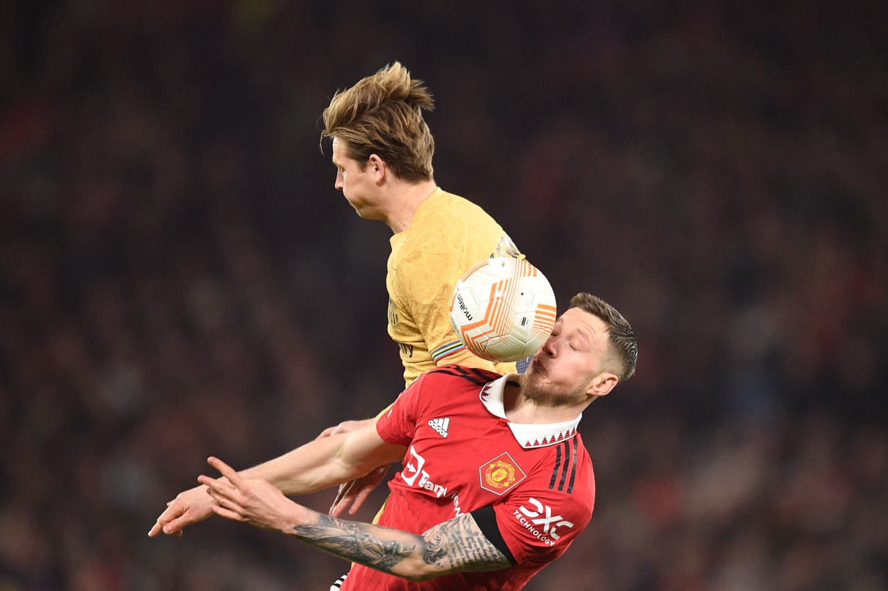 Manchester United remontó y eliminó al Barcelona en los Playoffs de la UEFA Europa League en partido de vuelta disputado en Old Trafford.