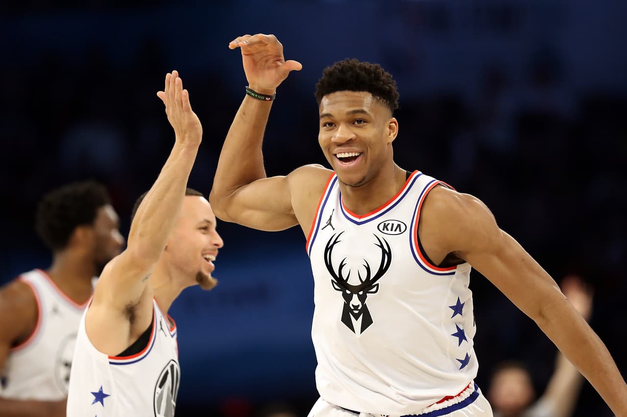 Antetokounmpo podría llegar a los Warriors con una condición