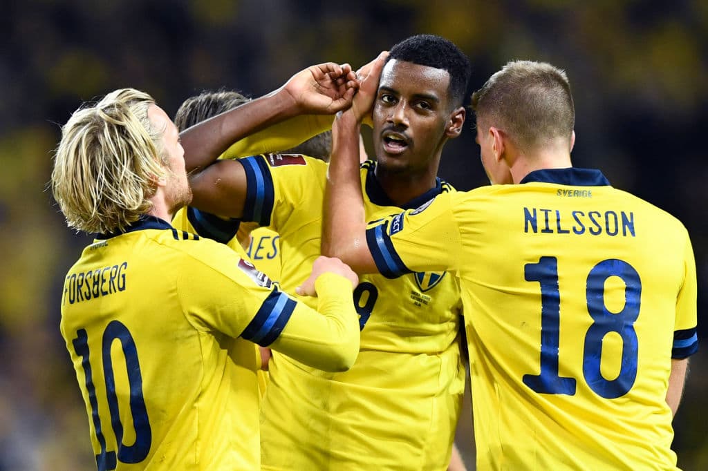 Emil Forsberg, Alexander Isak y Robin Quaison son los hombres que noqueron a Kosovo en la victoria 3-0 de Suecia.