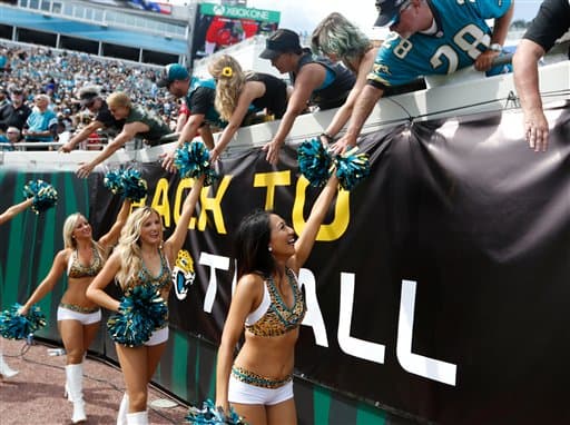 Mira las imágenes de las esculturales porristas de la NFL durane la primera semana de la temporada 2015. ¡Hermosas!