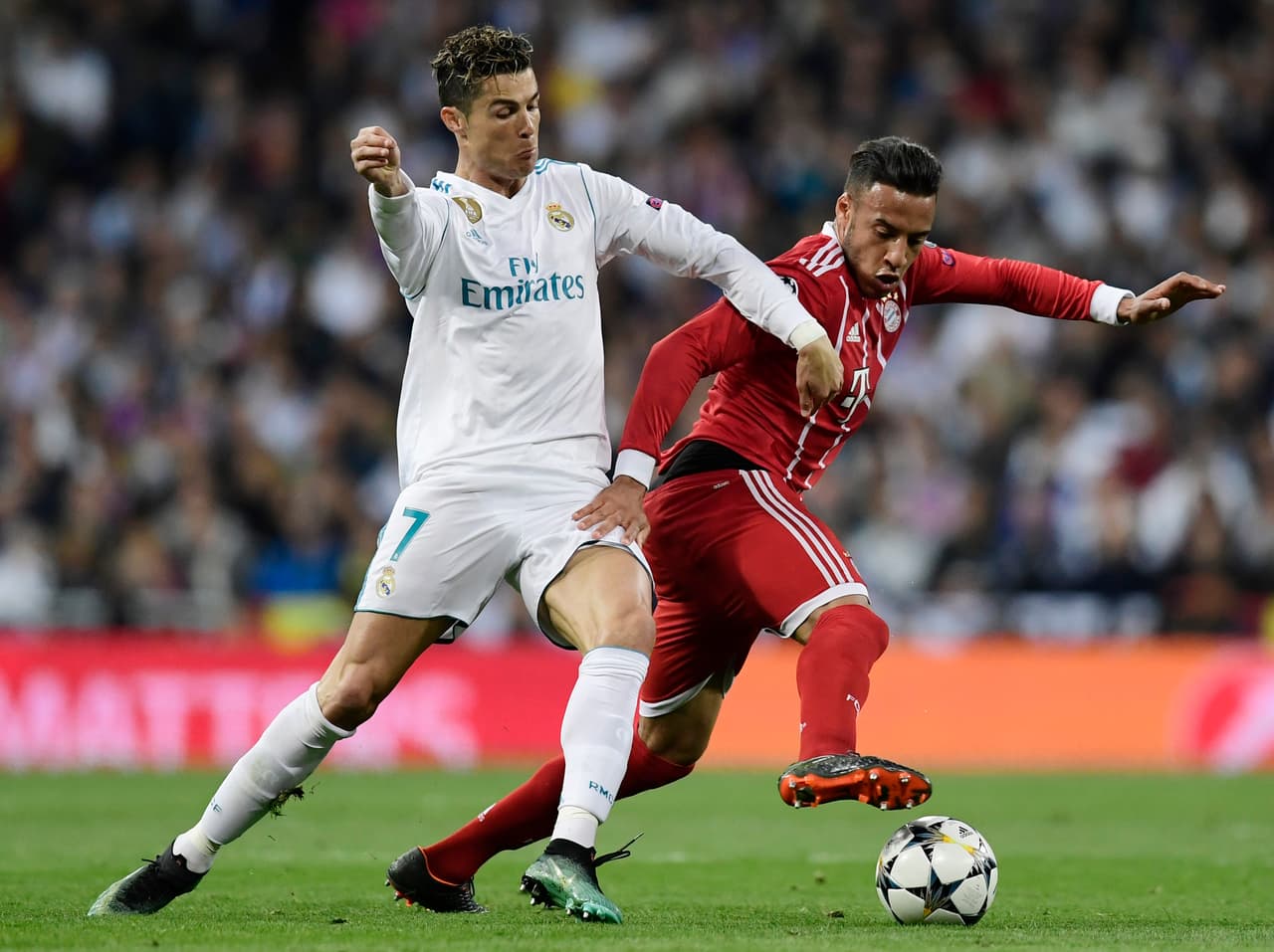 Bayern Munich supo desactivar a Cristiano Ronaldo y así en buena parte a Real Madrid, aunque al final eso solo le sirvió para irse al descanso con el 1-1.