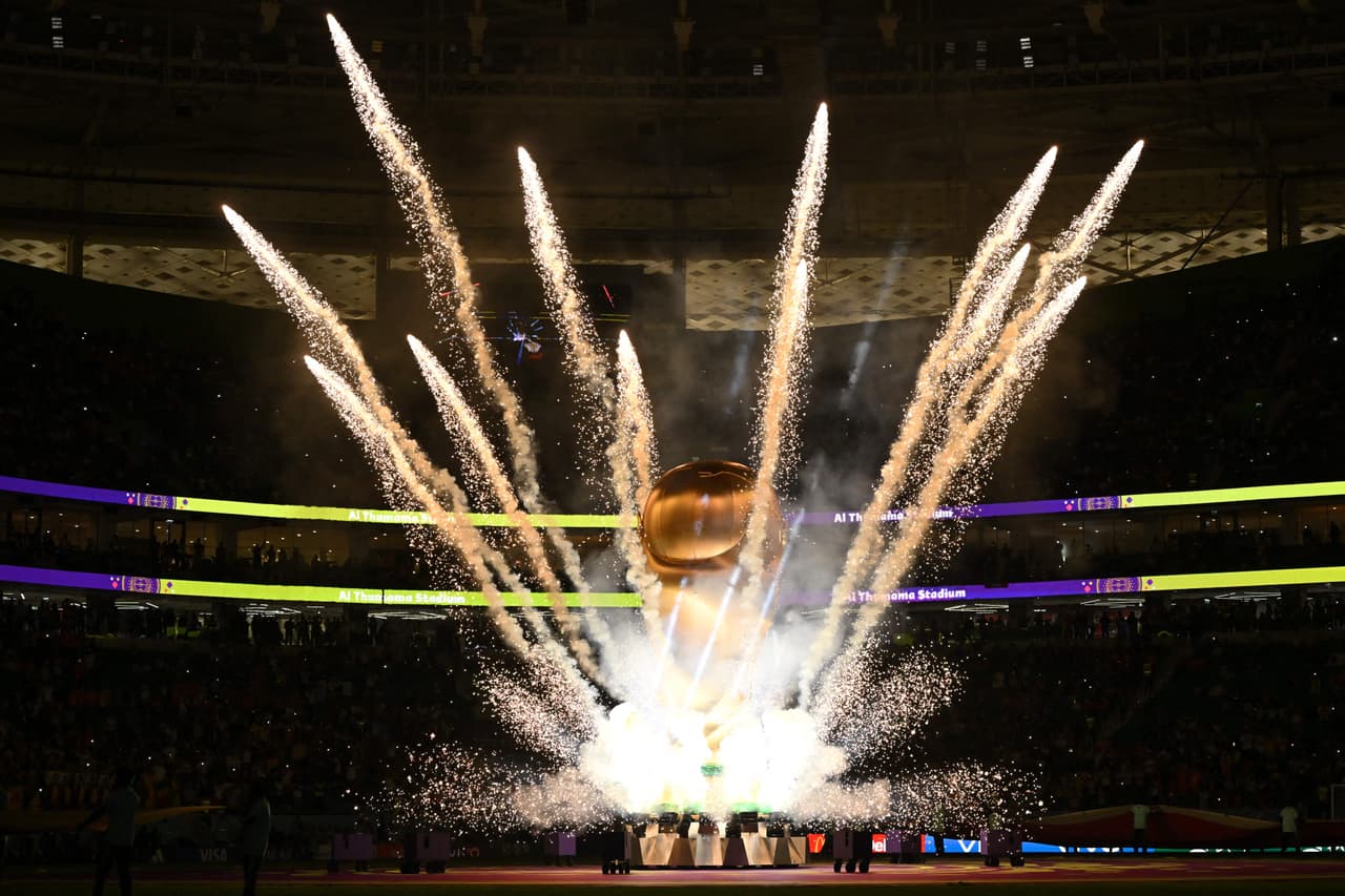 La Selección de Holanda sufrió para conseguir la victoria que se le presentó por fin en la segunda mitad gracias a los goles de Gakpo y Klaassen y así empatan con Ecuador siendo líderes en el Grupo A.