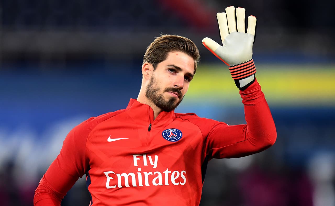El portero alemán Kevin Trapp ha perdido su protagonismo en el PSG y por eso ya anda buscando nuevas opciones que le permitan llegar al Mundial de Rusia 2018. Se dice que Jurgen Klopp lo quiere para el Liverpool.