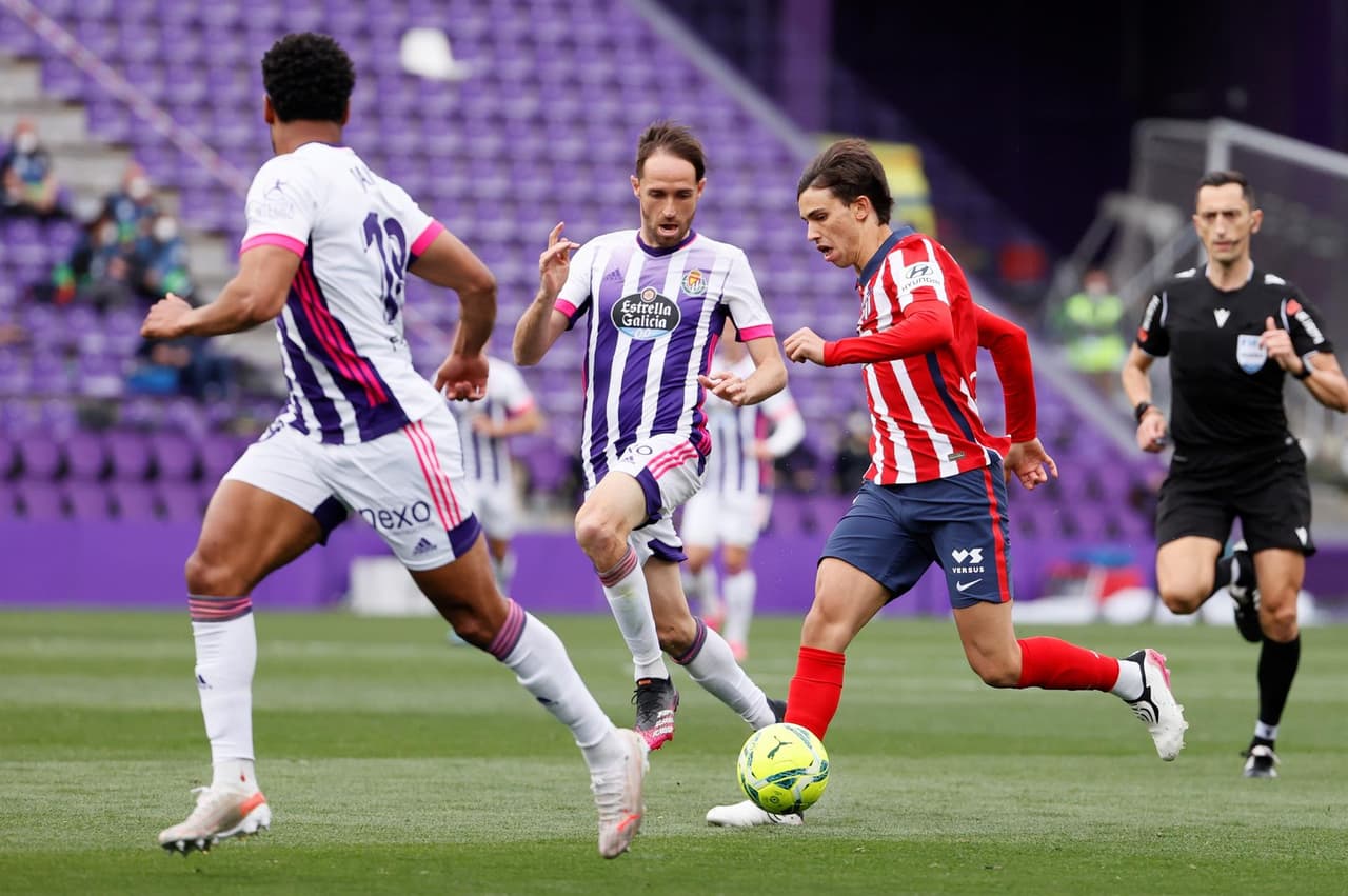 Luis Suárez se vuelve a poner la capa de héroe y consigue el tanto que le da la remontada y el título al conjunto colchonero al vencer 1-2 al Real Valladolid.
