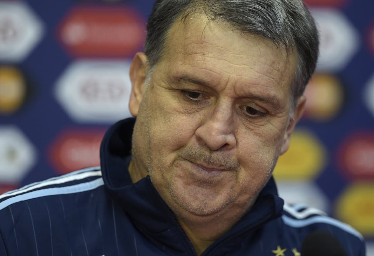 Todo ello se debe a la falta de contundencia en el último sector de la cancha, si bien tiene elementos de mucho renombre, el ‘Tata’ Martino no ha logrado amalgamarlos.