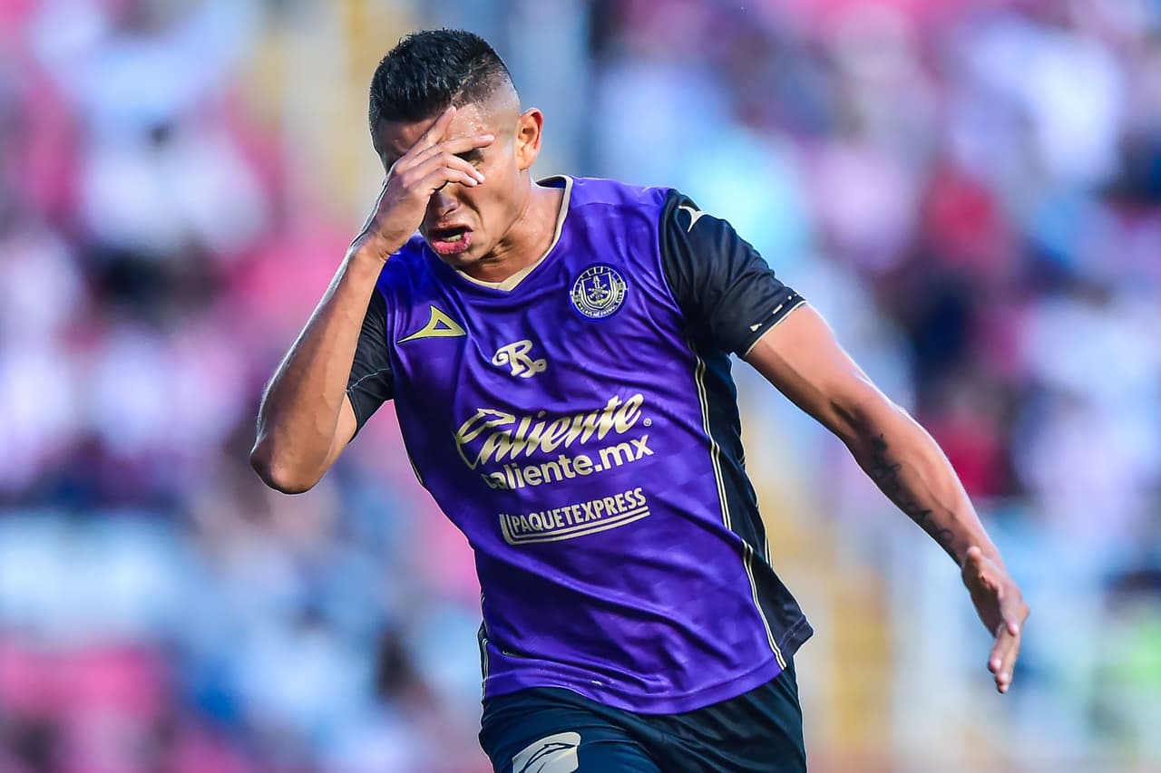 Sopresivamente Mazatlán abrió el marcador.