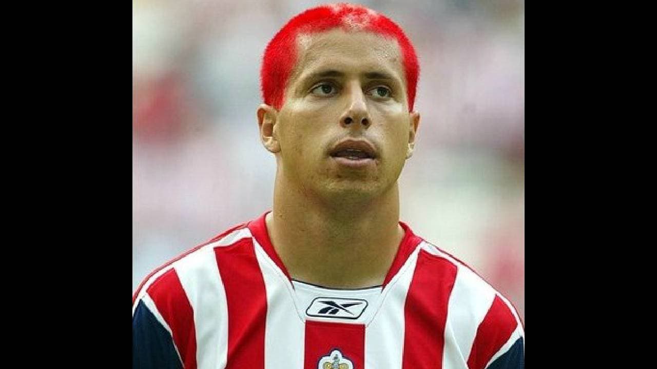 El mexicano más recordado por Boca Juniors, vistió los colores de Tecos, Morelia, Pachuca, Guadalajara, Chiapas, Querétaro, San Luis, Chivas USA y Nayarit.