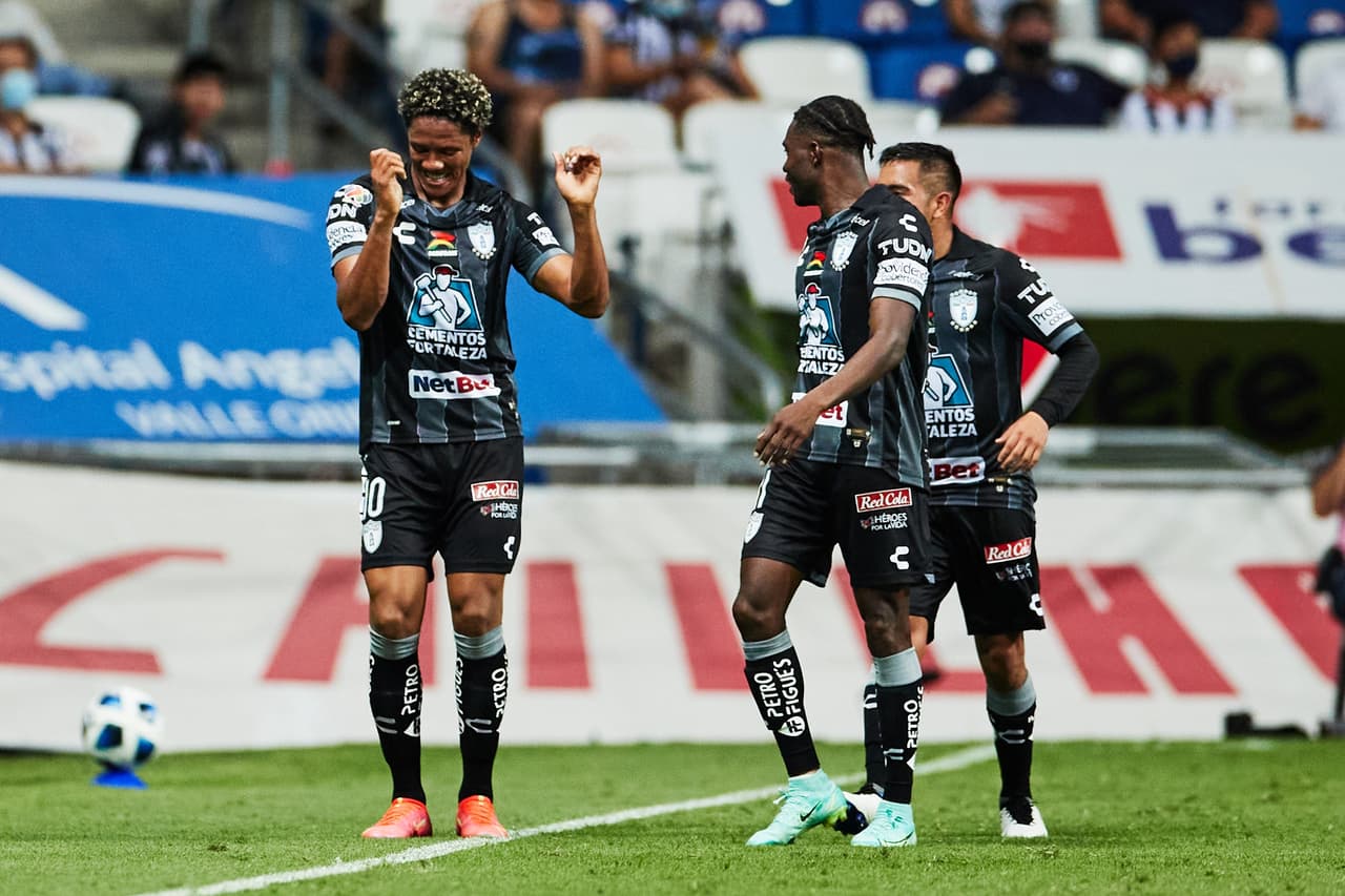 Pero Yairo Moreno echó a perder el festejo de Funes Mori al 51', cuando venció a Andrada con un remate cruzado tras una tremenda triangulación.