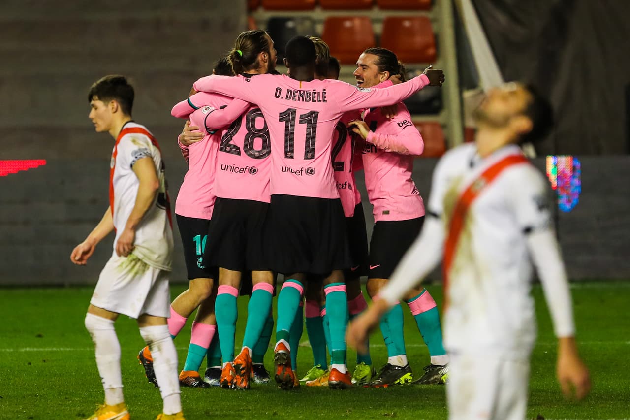 Barcelona consiguió dar vuelta al marcador para vencer 1-2 al Rayo Vallecano.