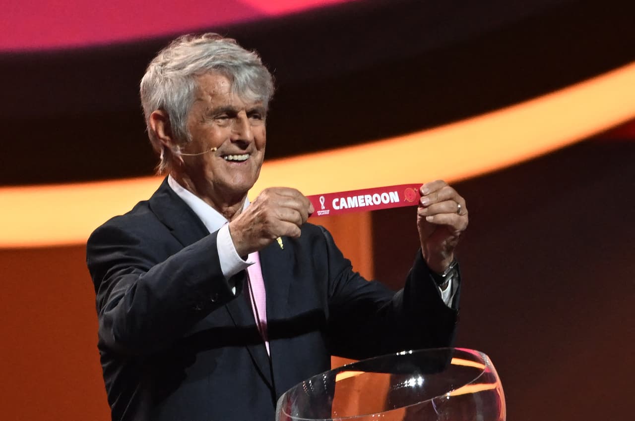 'Mr. Yo Respeto' El queridisimo Bora presente en la suerte de los equipos mundialistas.