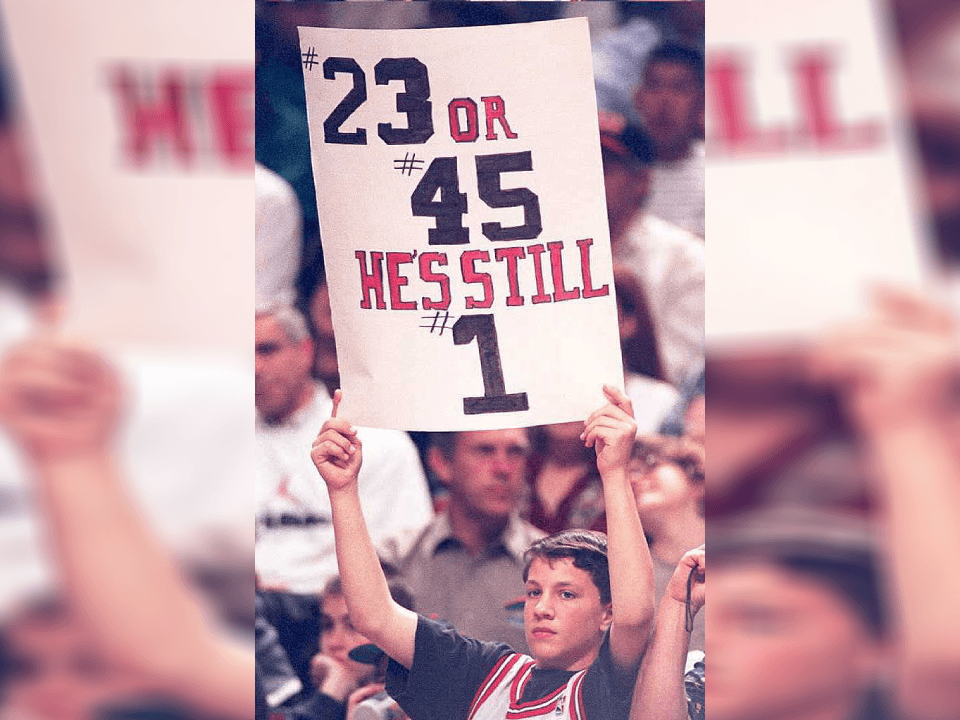 Y así fue cómo Michael Jordan regresa a la liga más grande hasta su segundo retiro en 1999.