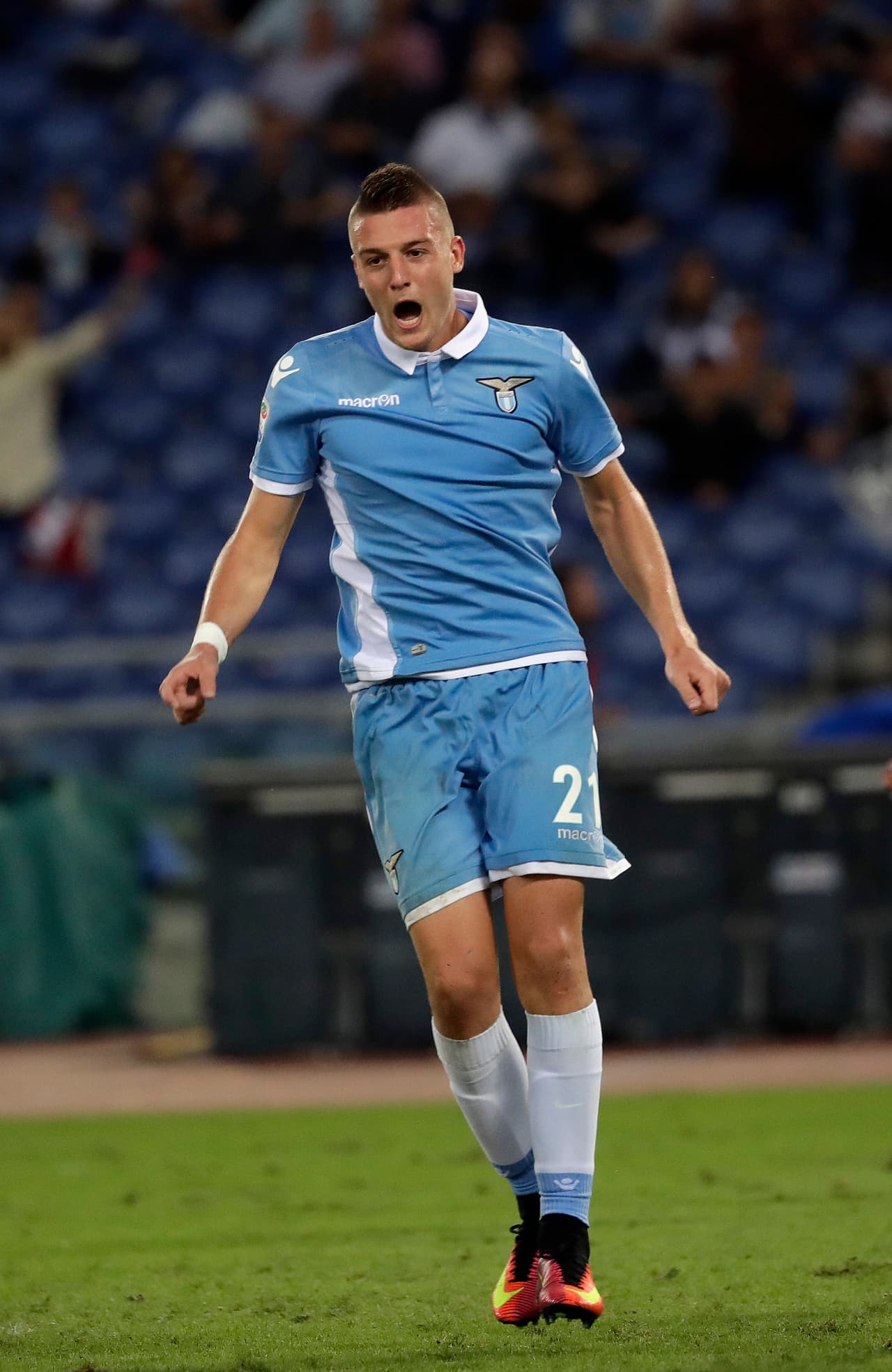 El serbio-español Sergej Milinkovic-Savic (Lazio) es una de las joyas más codiciadas en este mercado de invierno. Se ha hablado de interés de los grandes de Italia, pero ahora surge el rumor de un posible paso al Paris Saint-Germain.