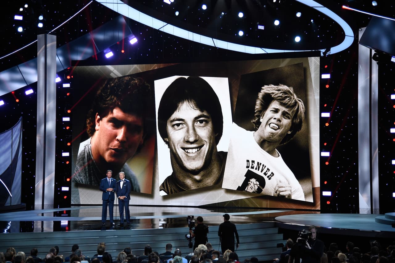 LOS ANGELES, CA - JULY 18: Former NFL players Dan Marino (L) and John Elway speak onstage at The 2018 ESPYS at Microsoft Theater on July 18, 2018 in Los Angeles, California. (Photo by Kevork Djansezian/Getty Images)