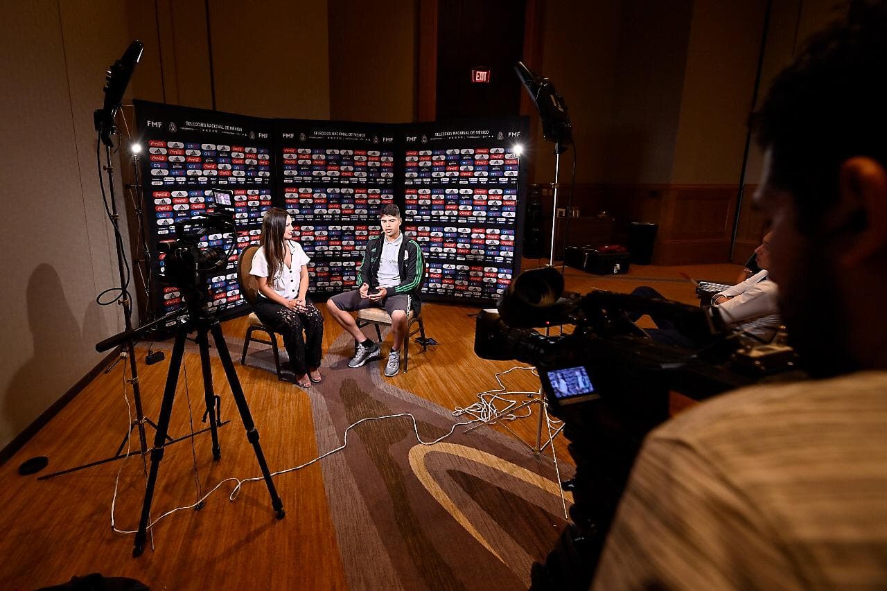 En exclusiva con Univision Deportes, de la mano de Ana Katy Hernández, Néstor Araujo hablo previo a la Copa Oro y se animó a candidatear a Carlos Rodríguez y 'Piojo' Alvarado.