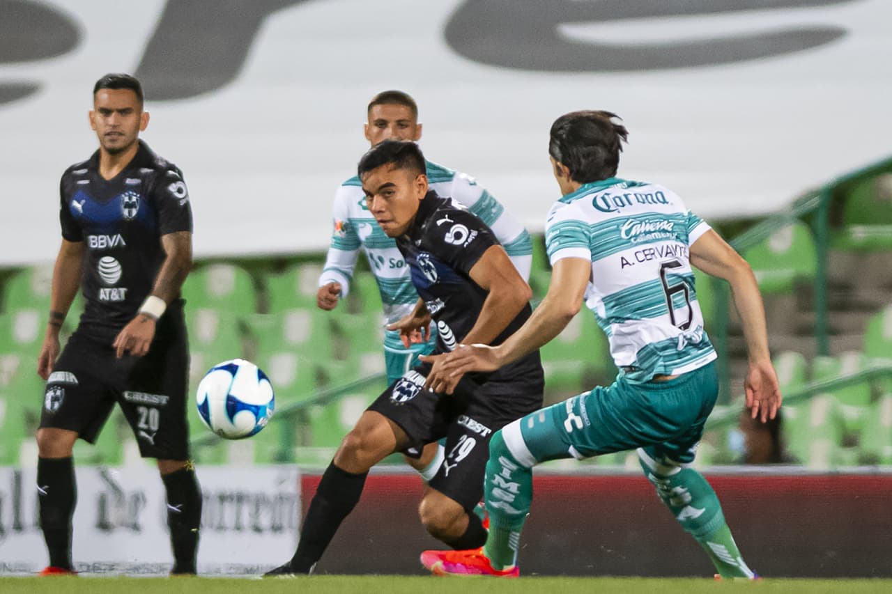 Con gol de Matheus Dória al 60', Santos vence 1-0 a Monterrey y se situan en la cuarta posición con 12 unidades. Los Rayados se quedan en la quinta plaza con 10 puntos, aunque al los regios les falta jugar un partido para igualar a los demás equipos.