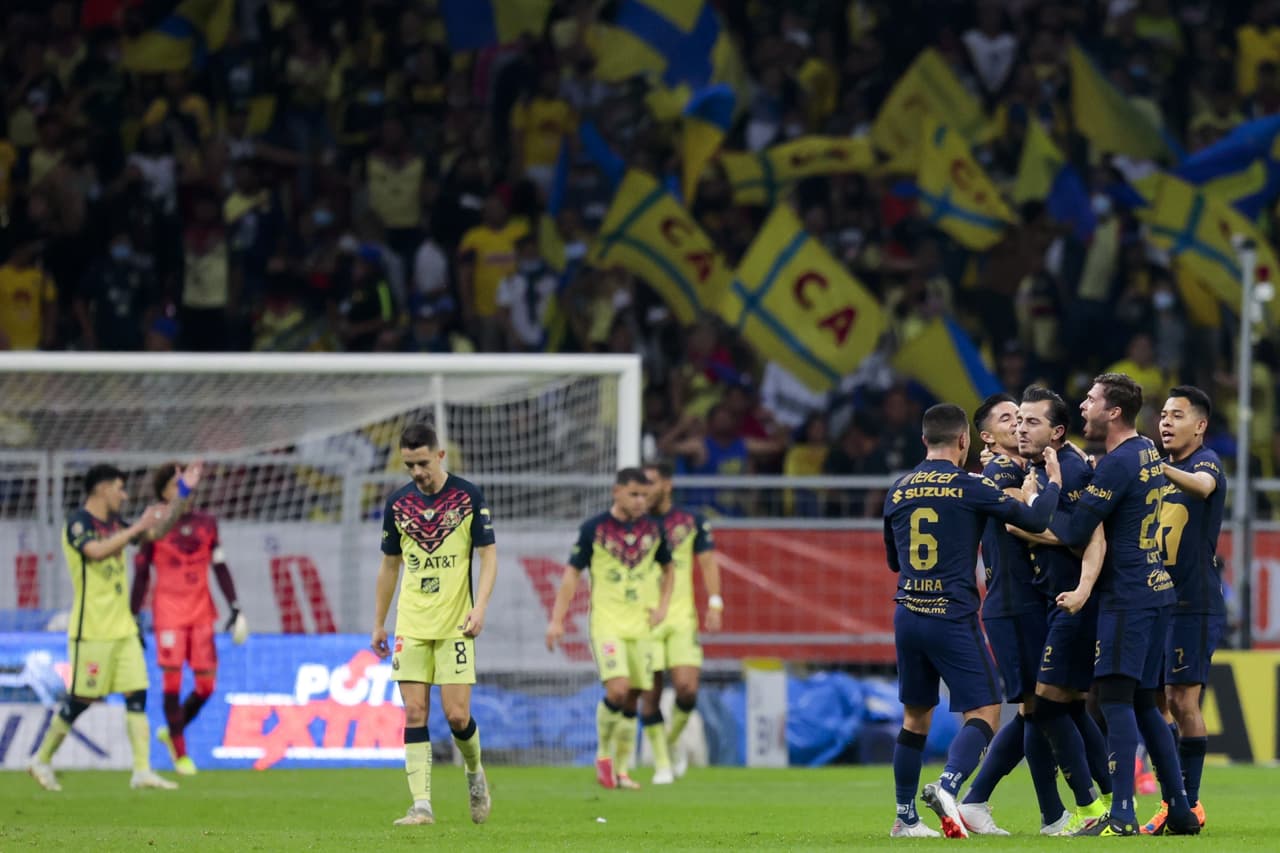 Con un auténtico juegazo de Alan Mozo, quien puso tres asistencias, además de los goles de Corozo y Meritao, Pumas fue mucho mejor que el América y lo eliminó en los Cuartos de Final del Grita México A21.
