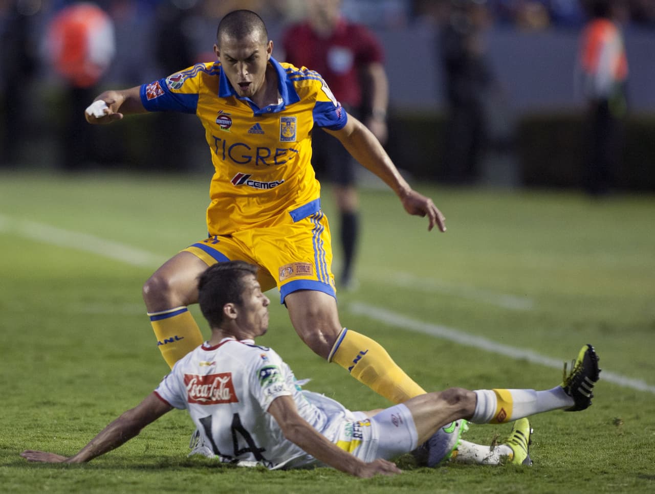 Jorge Torres Nilo. Las lesiones y el nivel mostrado por hombres como Layún no han dejado al lateral de Tigres ser constante en selección, ahora tiene la oportunidad de ganarse un puesto considerando que Osorio está buscando un lateral izquierdo de perfil zurdo.