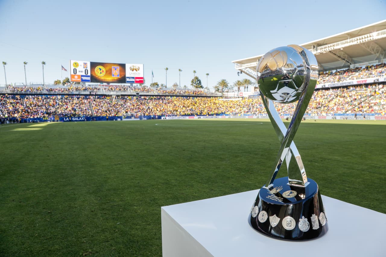 Y este es precisamente el trofeo que tanto América como Tigres estaban por salir a la cancha a disputarse.