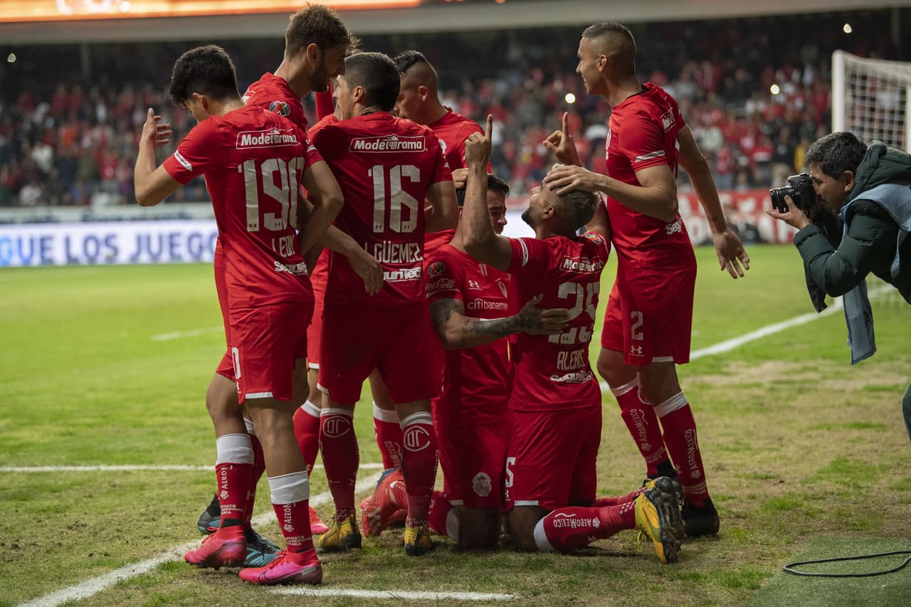 El Toluca festeja el pase a las semifinales de la Copa MX y se perfila como uno de los favoritos para ser campeón.