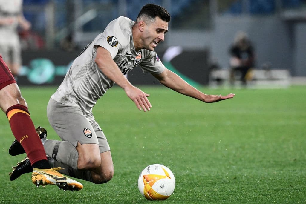 Roma goleó al Shakhtar con tantos de Pellegrini (23’), El Shaarawy (73’) y Mancini (77’) al Shakhtar para poner un pie en Cuartos de la justa.