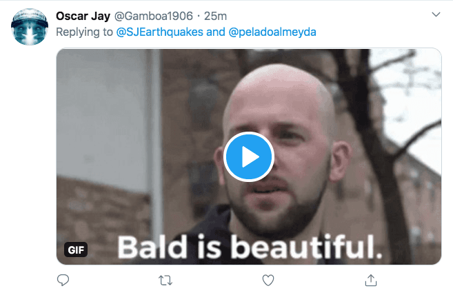 El DT del San José Earthquakes sorprendió al raparse a lo 'Perro' Bermúdez. ¿A quién se parece?