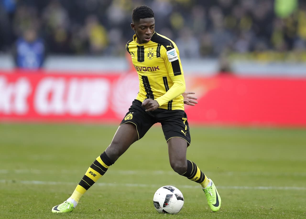 Son 19 años los que tiene Ousmane Dembélé, figura secundaria del Borussia Dortmund junto a Aubameyang. El francés hace parte de una generación que promete mucho.