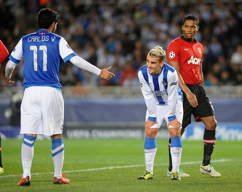 Le vamos a dar gusto a Antoine Griezmann y el extremo derecho será para Carlos Vela, con quien vivió tantos buenos momentos en la Real Sociedad.