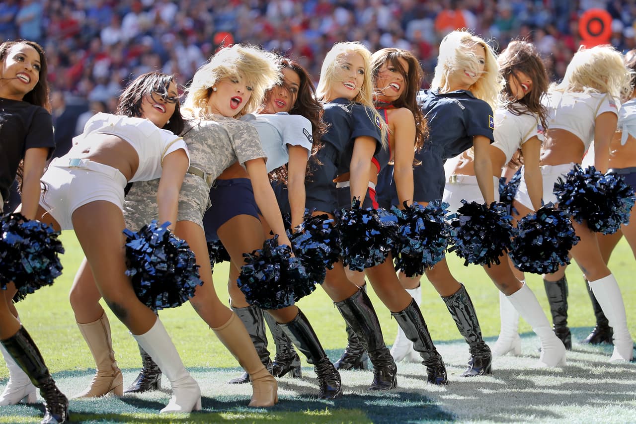 Cuatro años como porrista de los Houston Texans. Esta hermosura hará sus maletas rumbo a Hawaii para el Pro Bowl 2016.