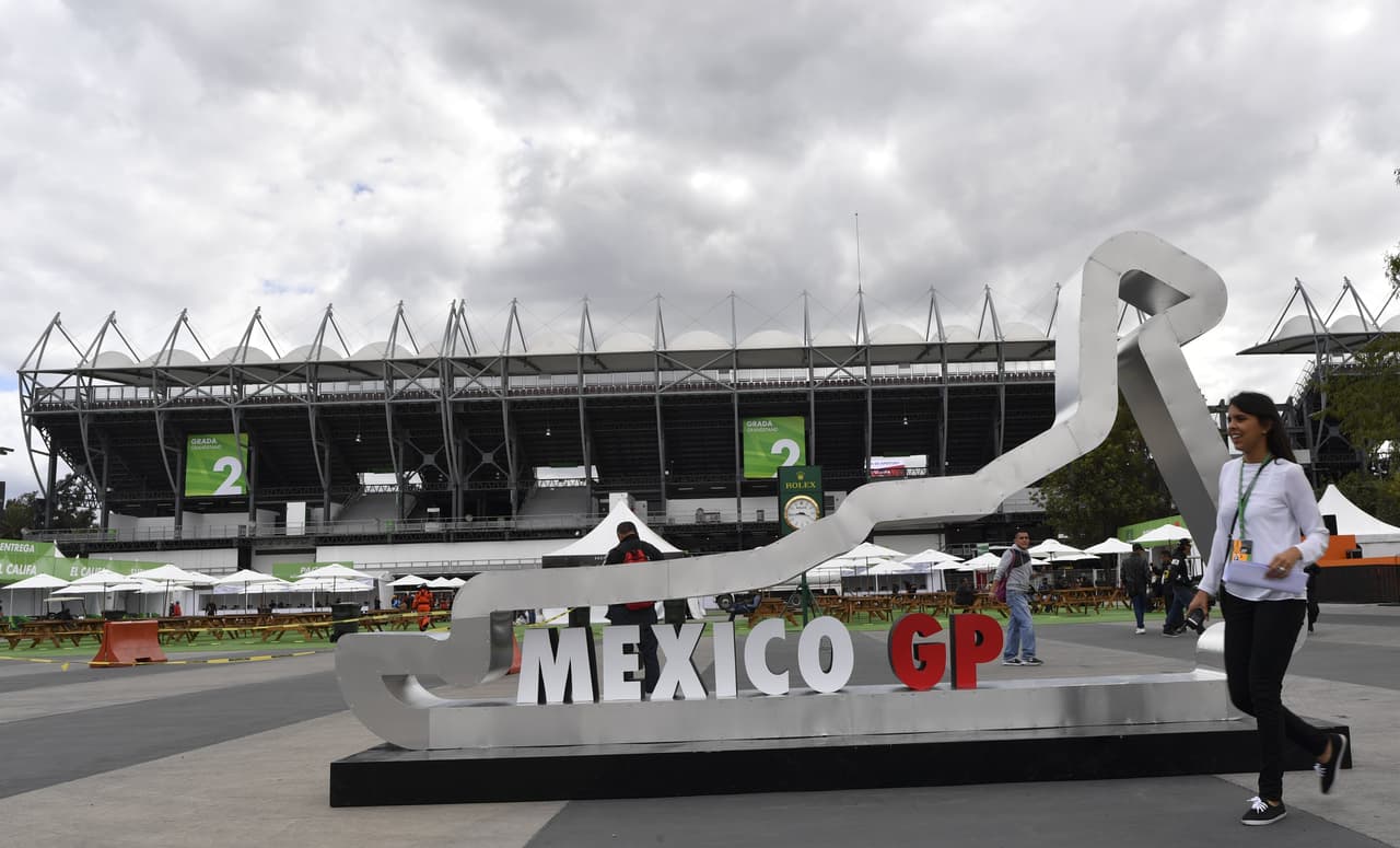 Con la práctica el viernes, la clasificación el sábado y la competencia del domingo ya se vive con intensidad el Gran Premio de México que se llevará al cabo en el Autódromo Hermanos Rodríguez.