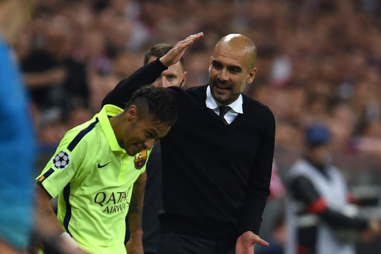 La vez que Guardiola sorprendió en calzones a Neymar