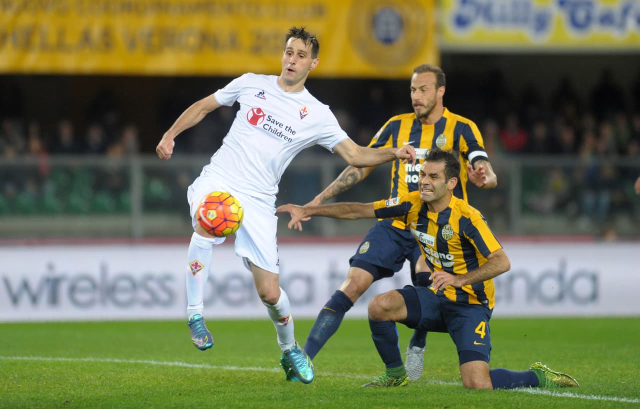 Rafael Márquez no pudo evitar marcar en su propio arco.