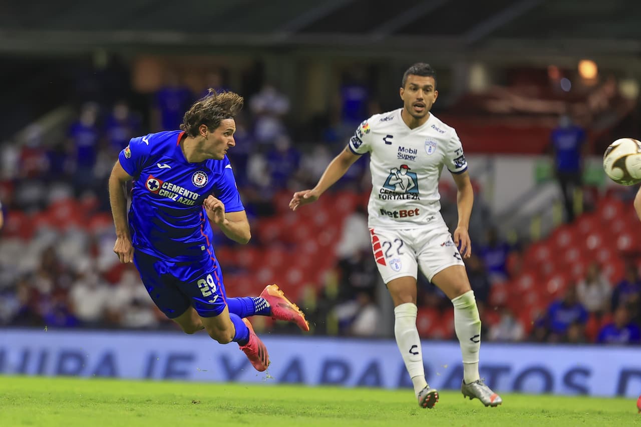 Cruz Azul fue efectivo y en un partido cerrado eliminó al Pachuca para meterse a una Final más en busca de la tan ansiada novena.