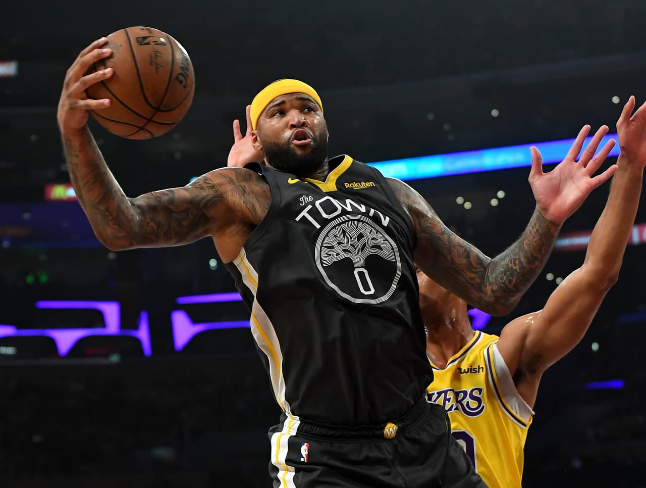 El mejor para los Warriors fue DeMarcus Cousins al conseguir un doble-doble de 21 puntos y 10 rebotes, por encima de Stephen Curry, Quinn Cook, Kevin Durant y Klay Thompson.