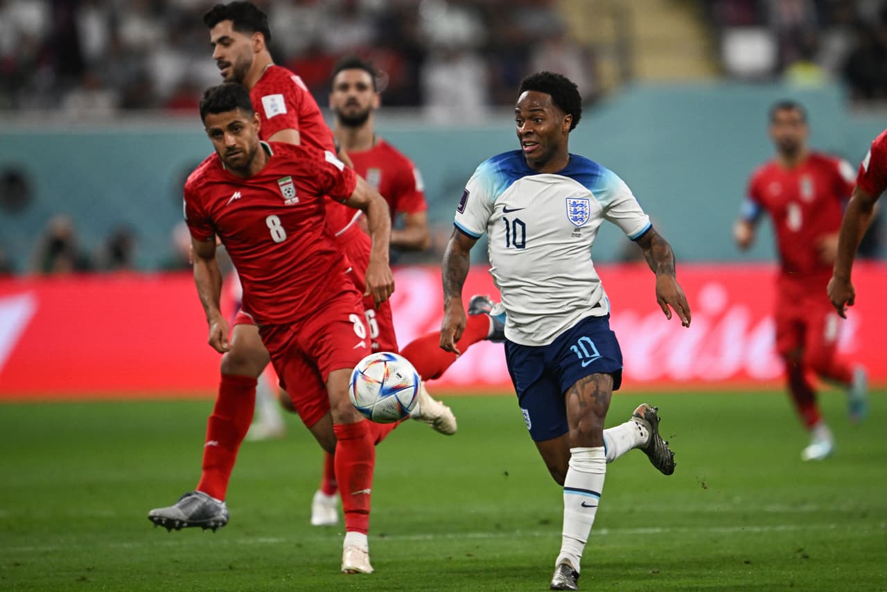 La Selección de Inglaterra luce con goleada ante Irán en el arranque de la actividad del Grupo B.