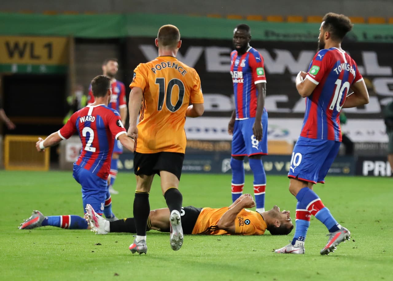 Con goles de Daniel Podence y Jonny Otto, los Lobos consiguen los tres puntos y continúan en la lucha de competiciones europeas.