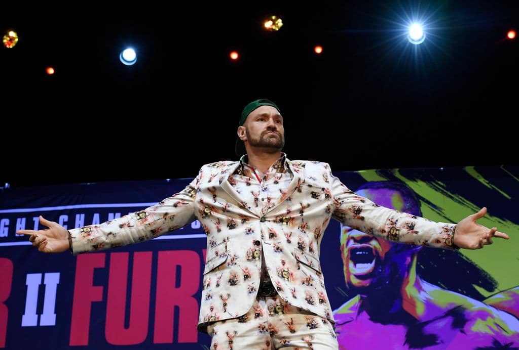 Entre sonrisas y bromas, Deontay Wilder y Tyson Fury presentaron la segunda pelea por el título mundial de los pesados que ostenta Wilder, será en febrero.