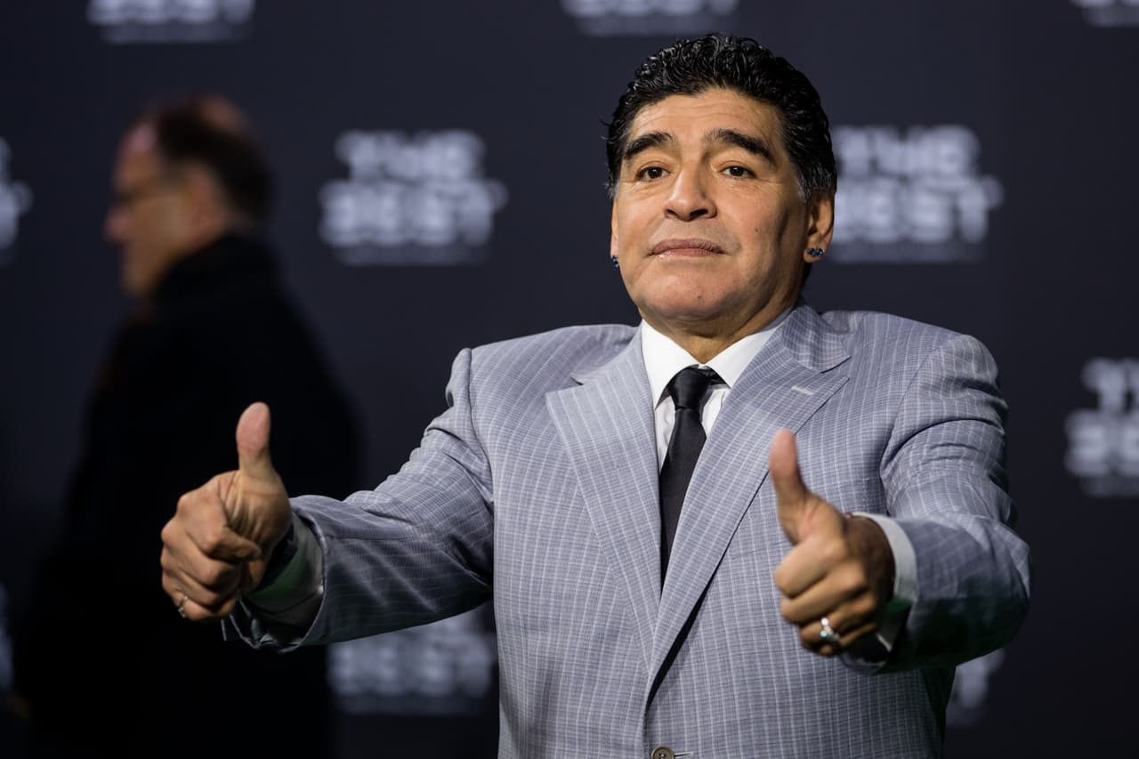 Diego Maradona mostró toda su buena energía en la ceremonia.