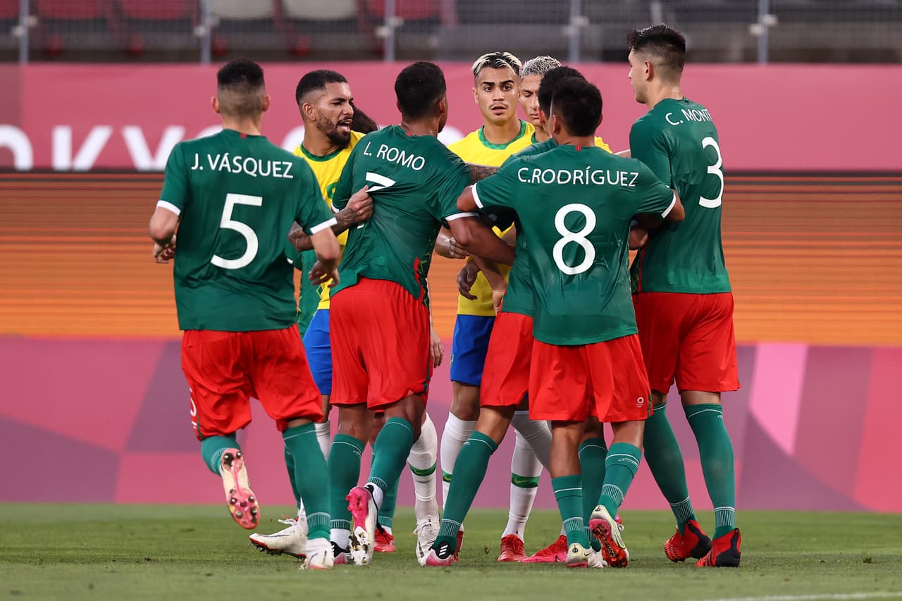 Raúl Jiménez y Diego Reyes mandaron apoyo al Tri olímpico