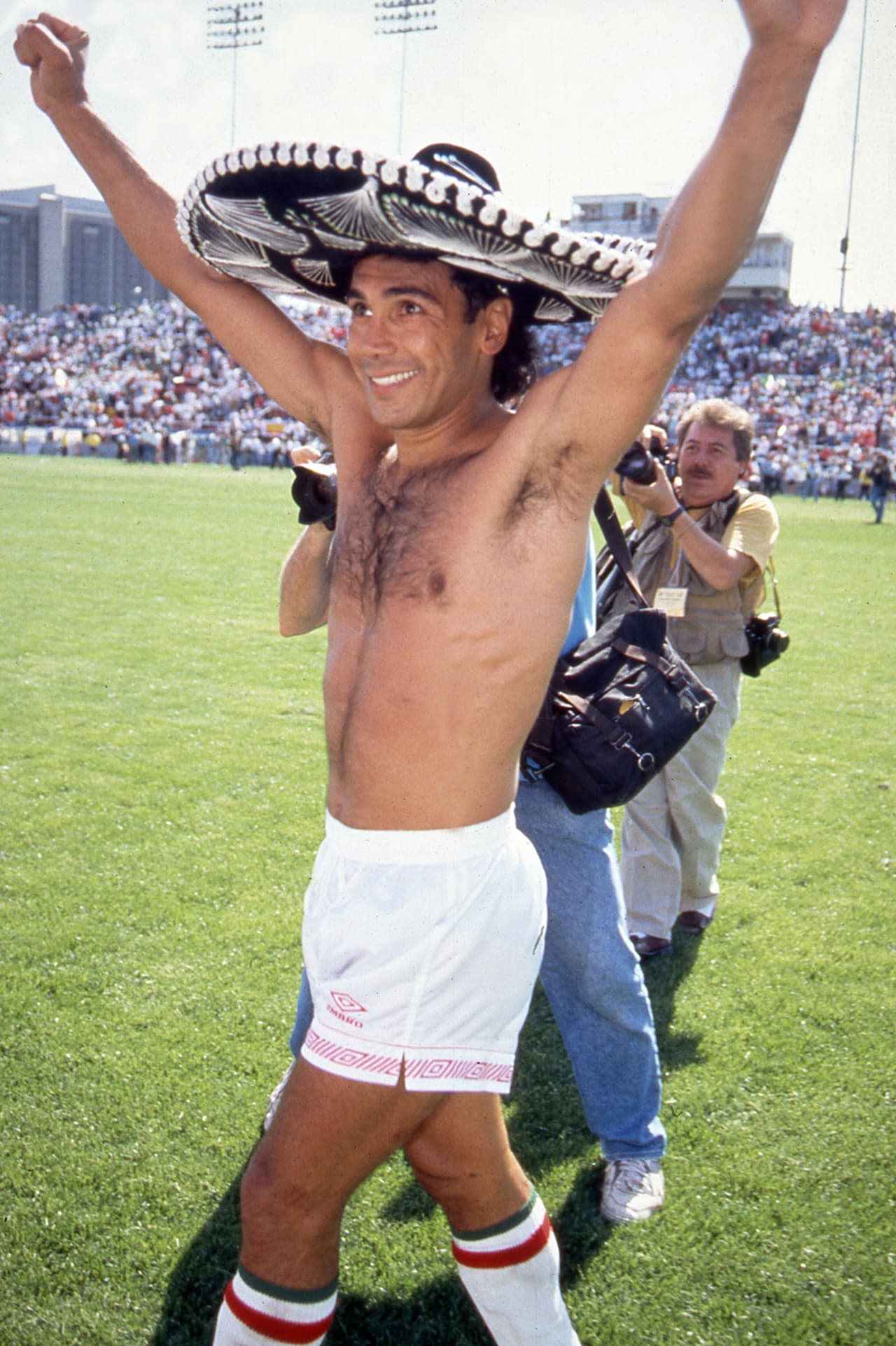 En aquella ocasión Hugo Sánchez (foto) y Javier 'El Abuelo' Cruz le dieron la vuelta a una desventaja inicial para vencer a los rojos y volver así a una Copa del Mundo.