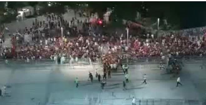 Duros hechos de violencia en el Maracaná previos al Flamengo-Mineiro