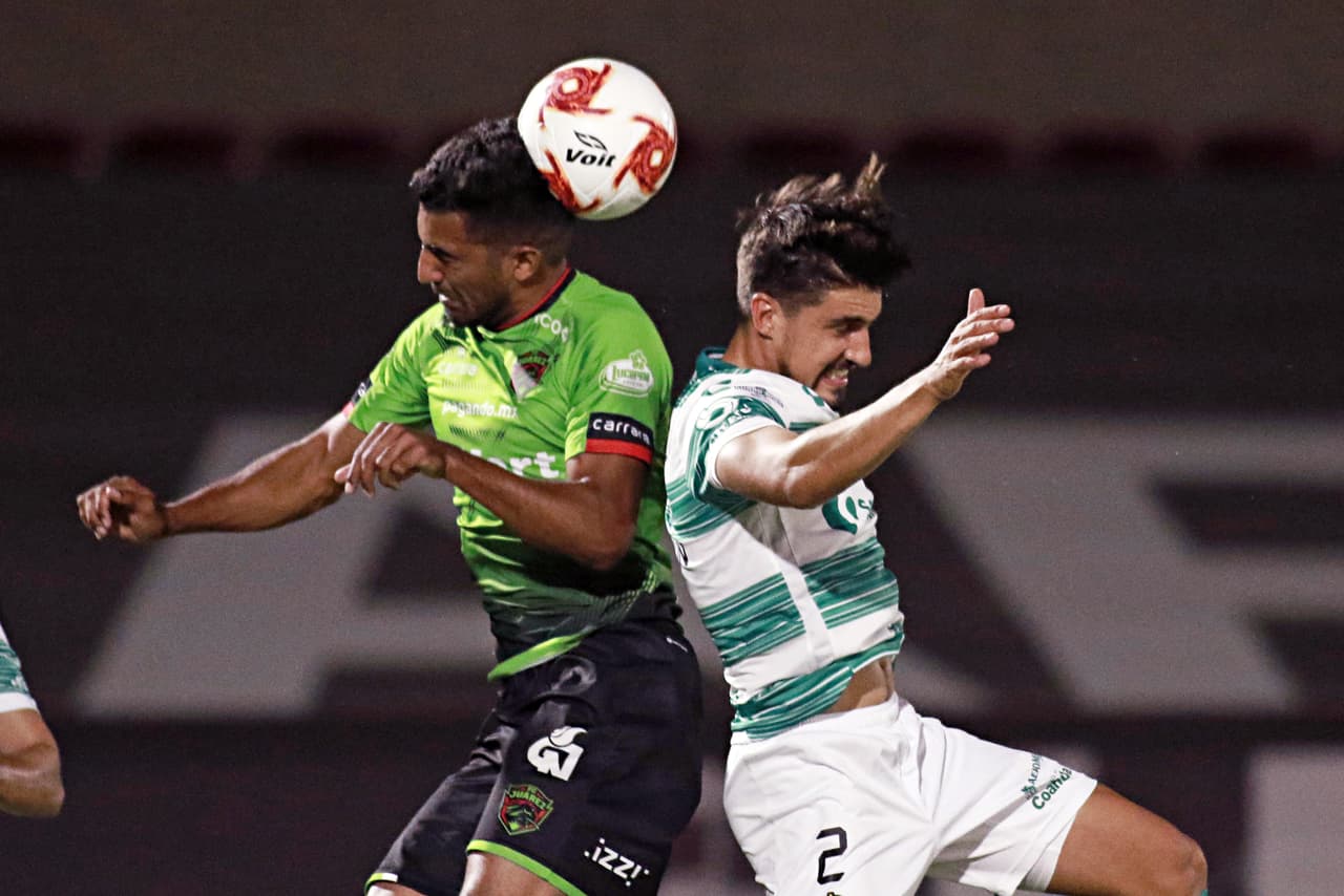 Santos recibió y despachó a Querétaro la J7 del Guard1anes 2020.