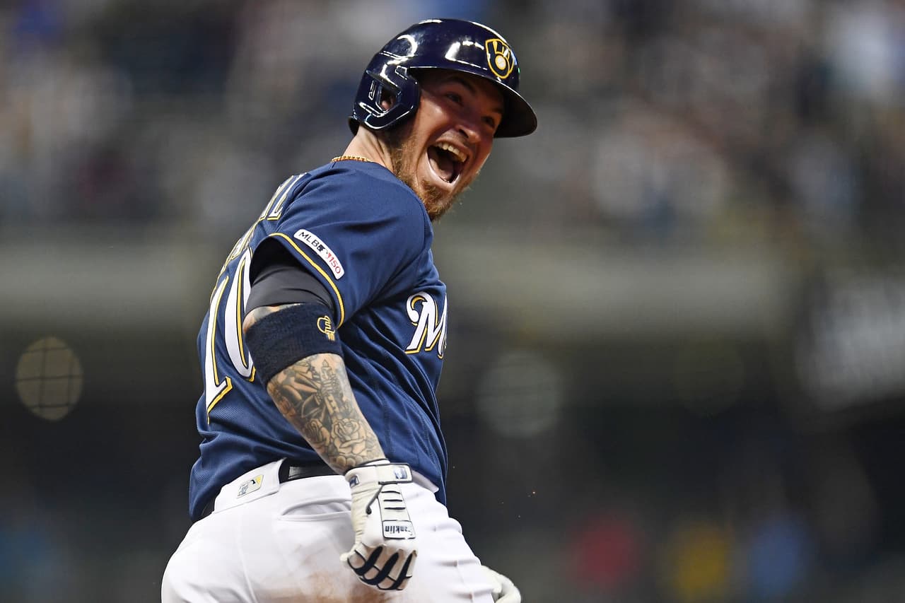 'Yazmanian Devil' - Yasmani Grandal - Brewers