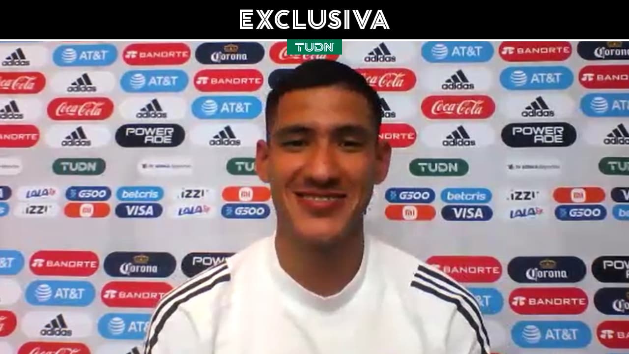 Uriel Antuna valora la experiencia de Memo Ochoa: "Es un líder"