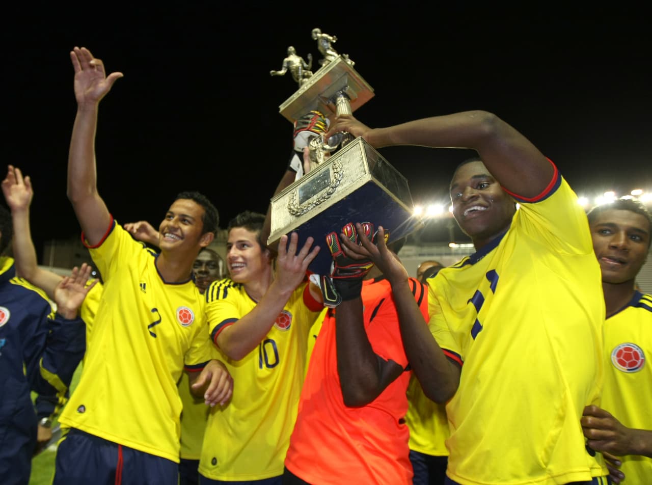 Con la selección Colombia juvenil (Sub-21) logró ser campeón del Esperanzas de Toulon, siendo una de las figuras de un equipo que contaba con jugadores como Edwin Cardona y Luis Fernando Muriel.