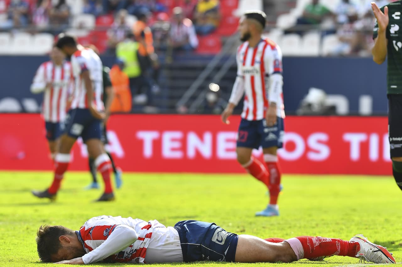 Santos remontó y sorprendió de visita al Atlético San Luis. El conjunto lagunero, a pesar de estar eliminado, hizo un gran partido y se llevó la victoria fuera de casa con goles de Eduardo Aguirre, Brian Lozano y José Ávila.