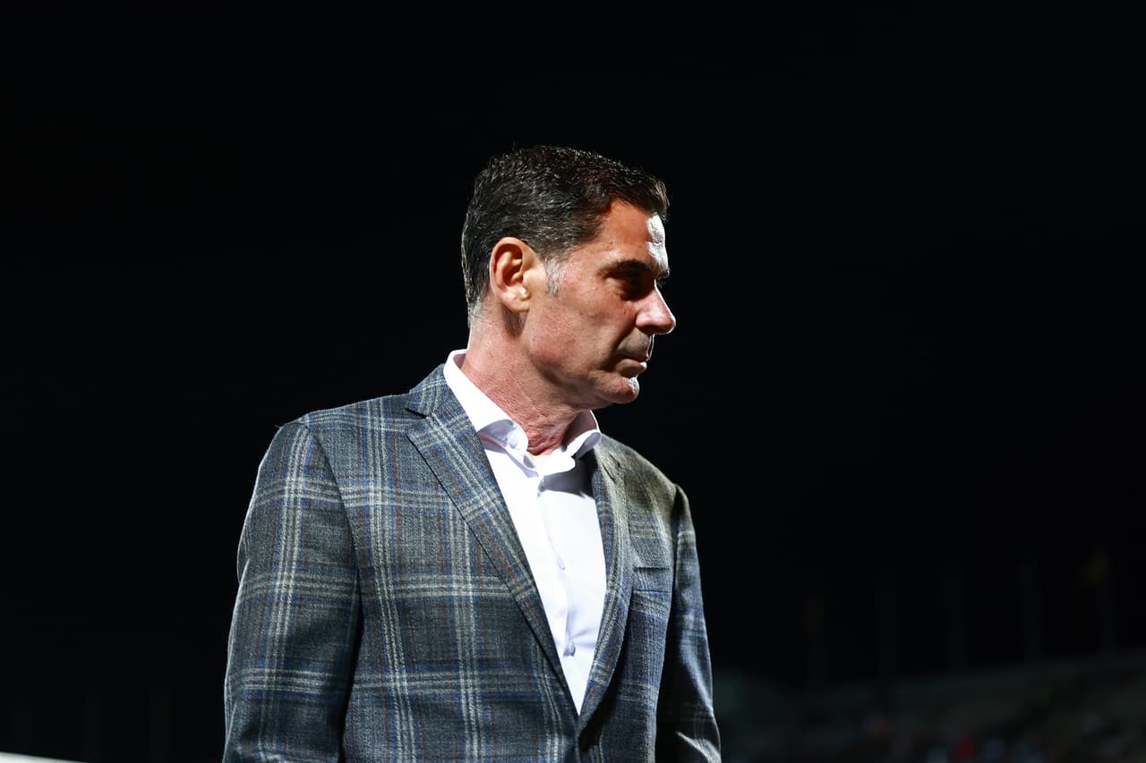 Fernando Hierro, director deportivo del Guadalajara, presente en C.U.